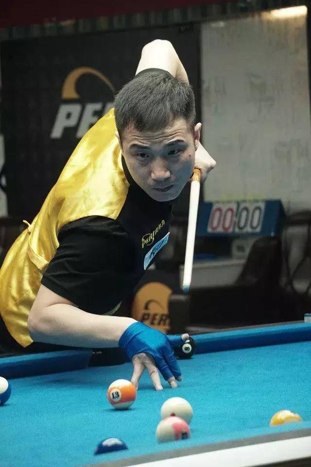 法甲第31輪克萊蒙1-6巴黎聖日耳曼 姆巴佩內馬爾戴帽梅西3助攻.