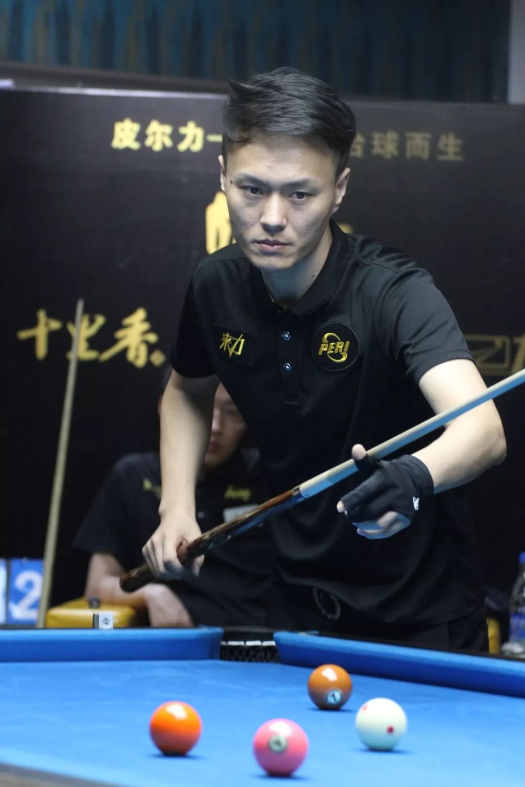 地上足球：首轮即败曼联仍是边角料！切尔西十年无缘争冠！