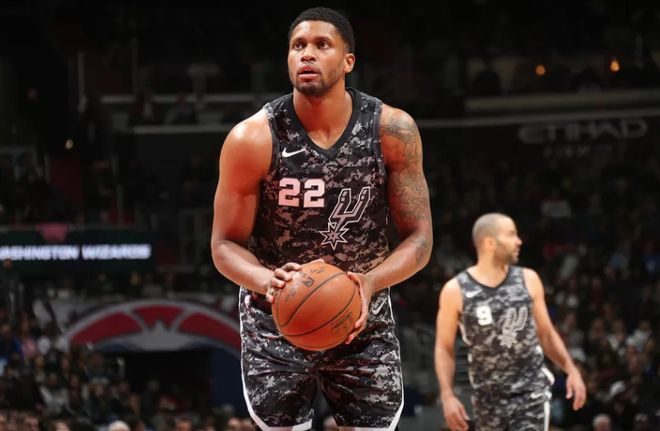 体育法甲：梅西助攻姆巴佩破门 巴黎1-0绝杀雷恩